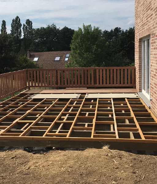 Terrasse sur pilloti 00