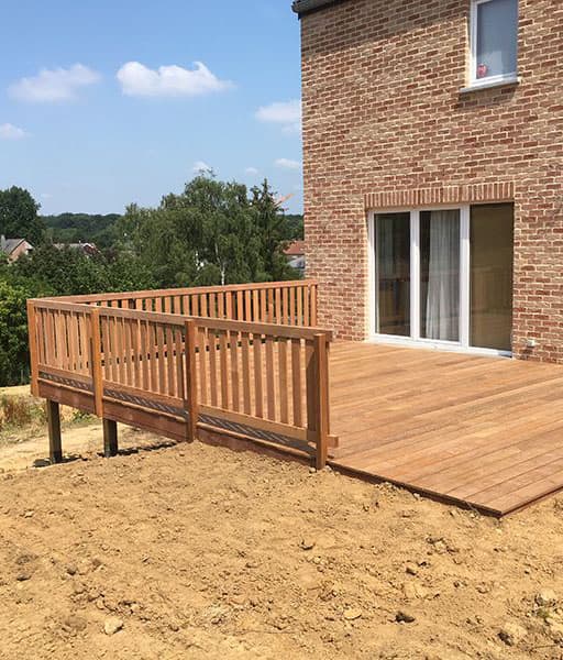 Terrasse sur pilloti 02